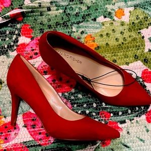 Marc Fisher Red Suede Pointed Toe Stiletto Pumps Women's Shoe size 6  worn once​